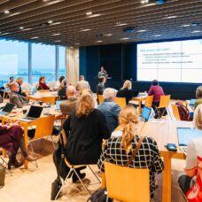 Osallistujia DEMOGRAPHY Akatemiassa.